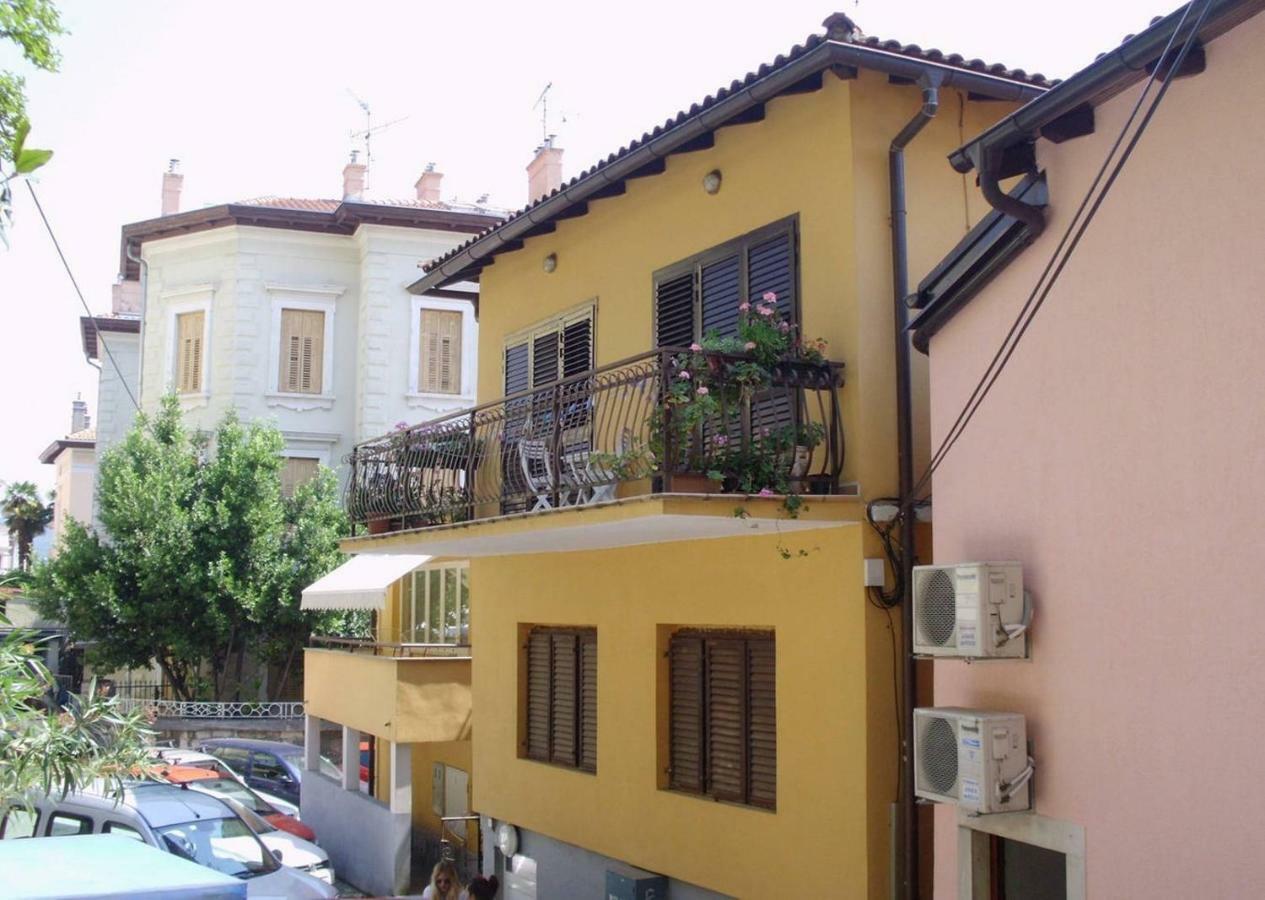 Apartment Center Opatija Eksteriør bilde